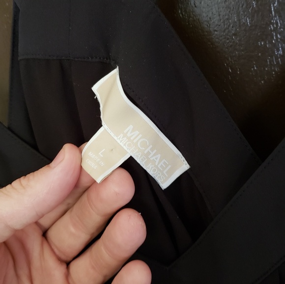 ⛔️Gone to Goodwill!⛔️ Michael Kors Top - Picture 5 of 5